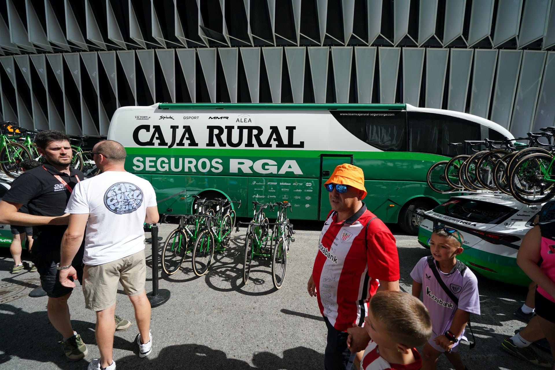 La Vuelta se deja sentir en las calles de Bilbao