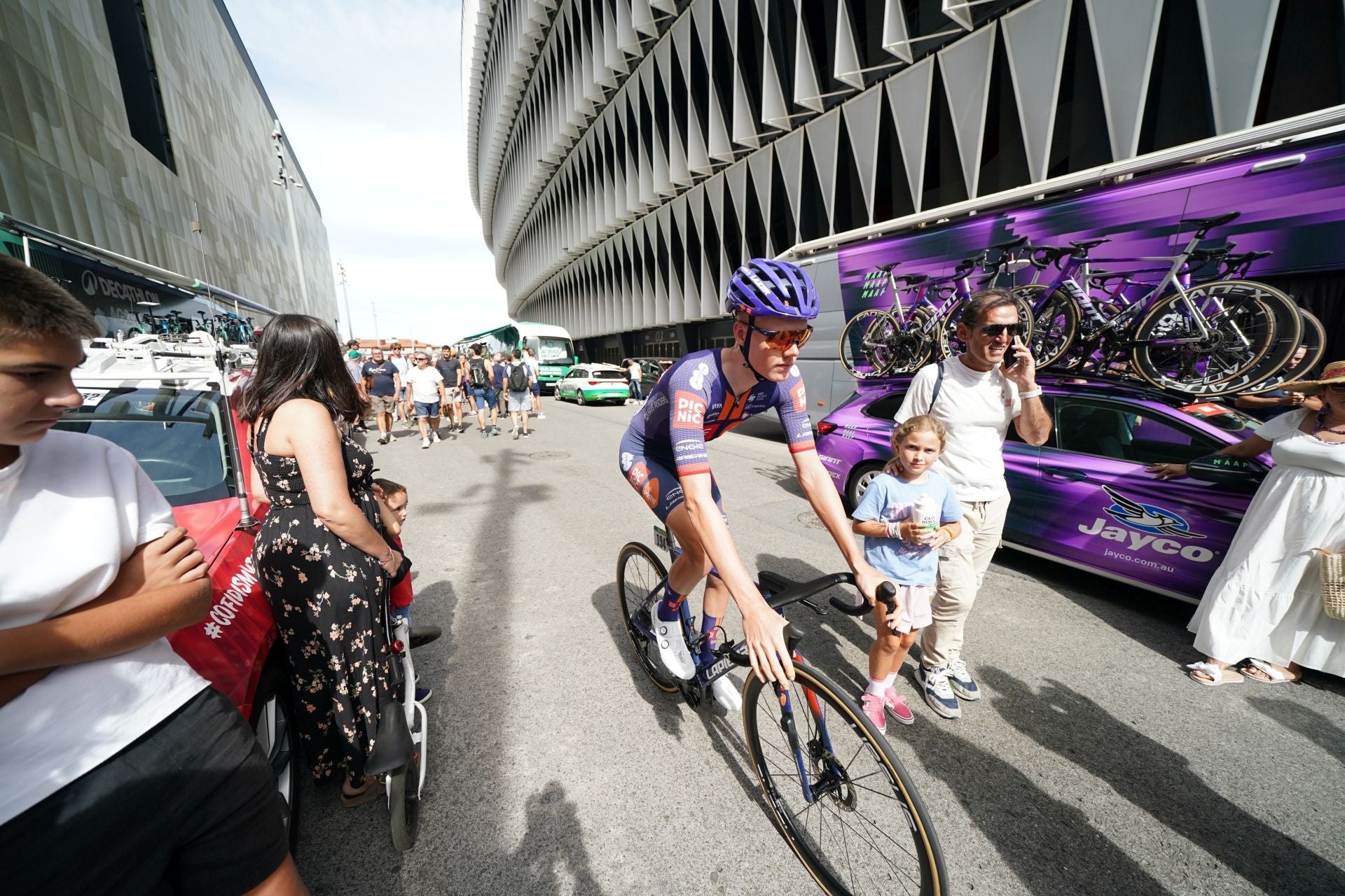 La Vuelta se deja sentir en las calles de Bilbao