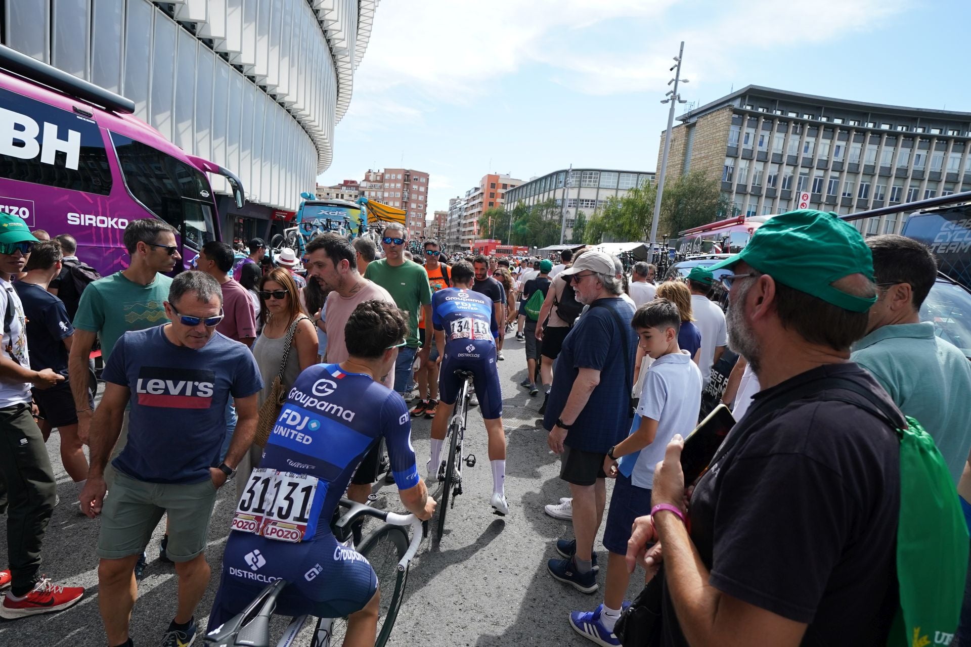 La Vuelta se deja sentir en las calles de Bilbao