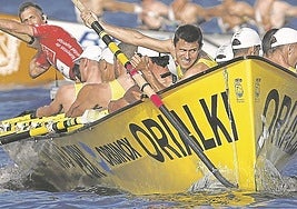 Orio realiza una ciaboga en una regata liguera este verano.