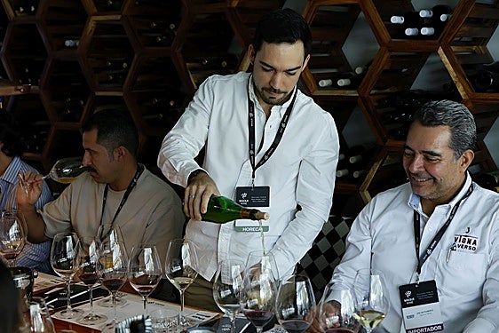 Los bodegueros de Rioja Alavesa vuelven de México tras mantener un centenar de reuniones comerciales
