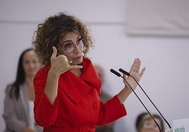 La vicepresidenta primera y ministra de Hacienda, María Jesús Montero.