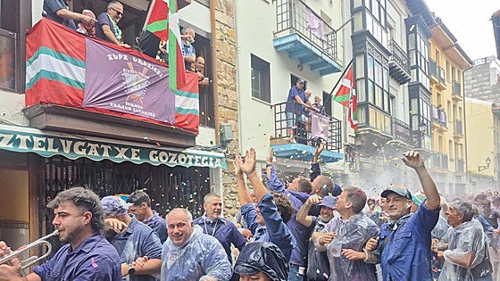 Bermeo vibra con su 'Arrantzale Eguna'