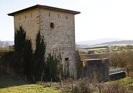 Vista de la Torre-Palacio de los Guevara.