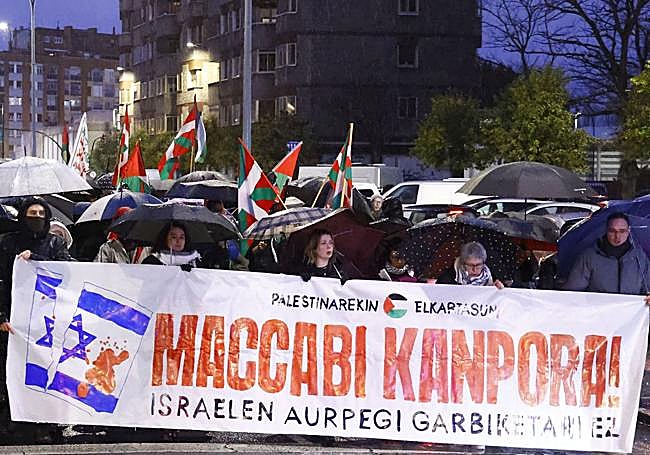Manifestación en contra de la visita del Maccabi a Vitoria de la pasada campaña.