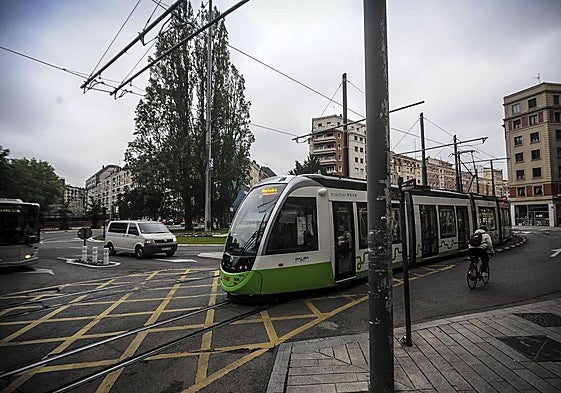 El tranvía a su paso por Lovaina.