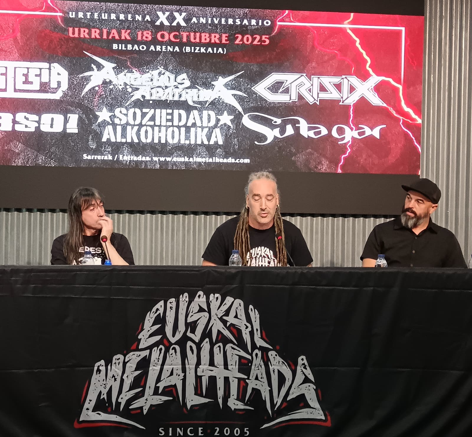 Mikel Kazalis músico de Anestesia, Xanes portavoz de Euskal Metalheads Kultur Elkarte y Sertx de Eraso!