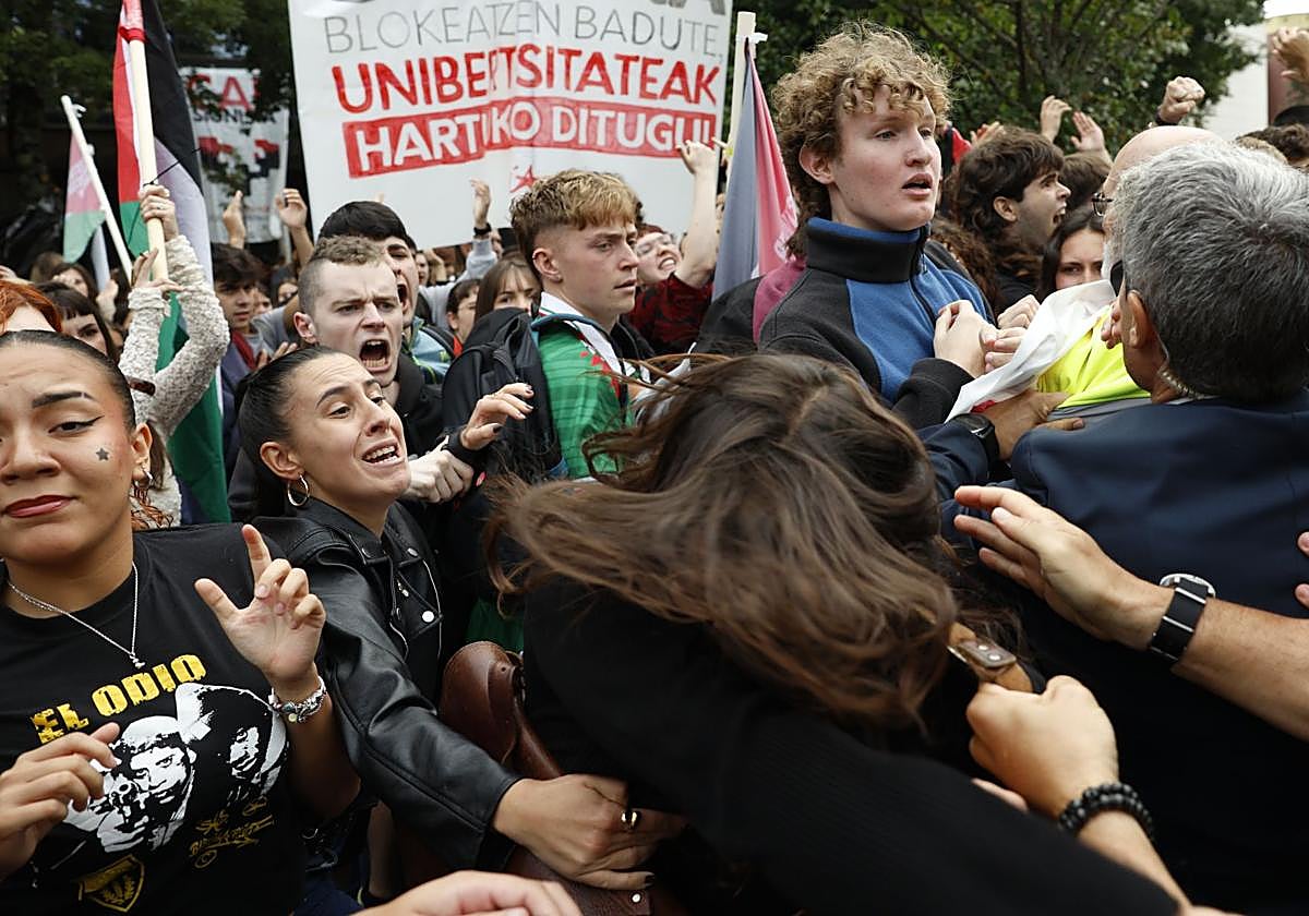 Cómplices en general