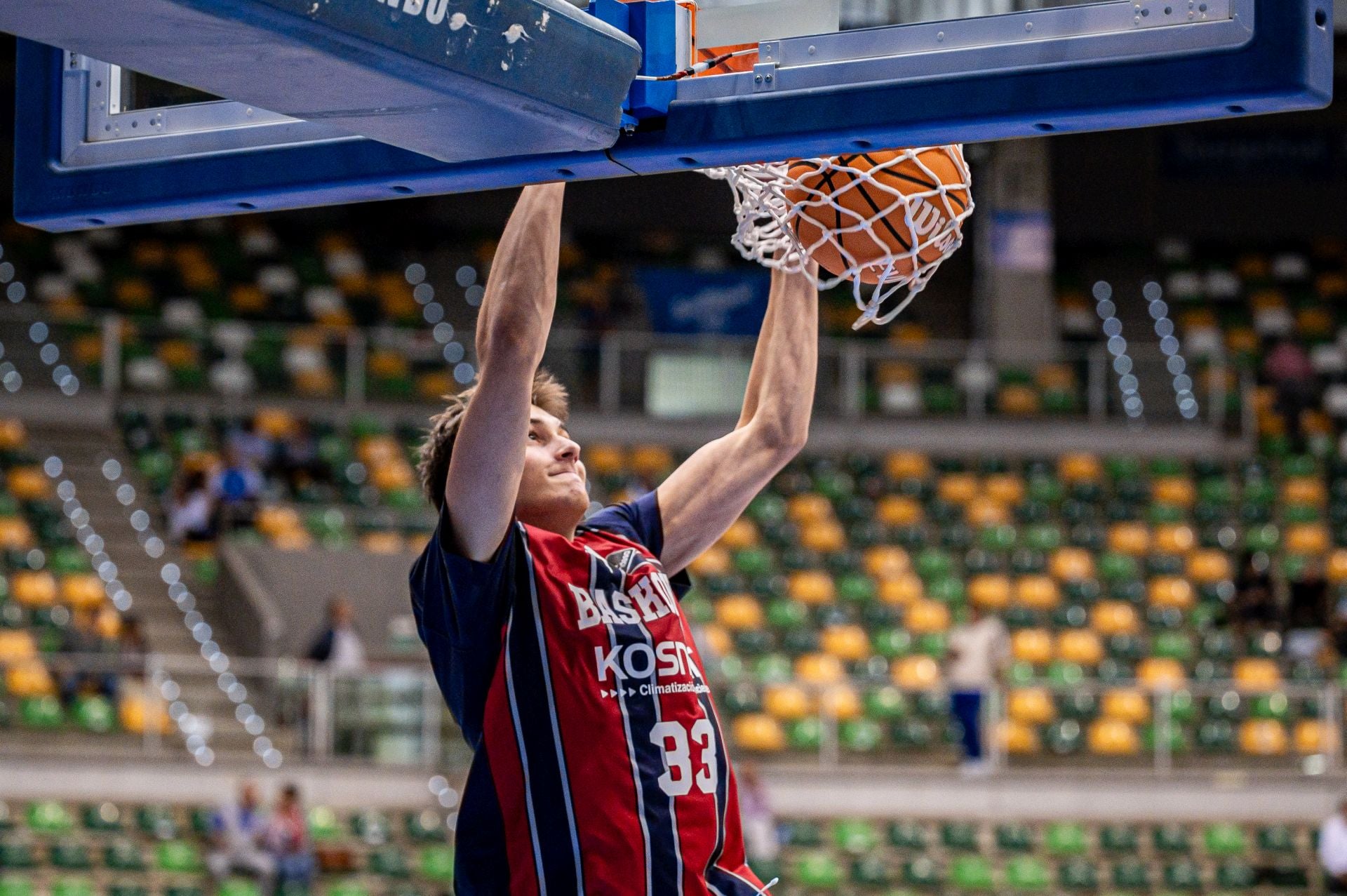 El San Pablo Burgos-Baskonia de pretemporada, en imágenes