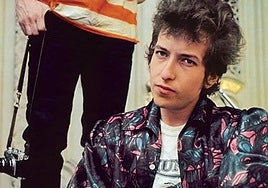 Bob Dylan, portadaren argazki mitikoan.