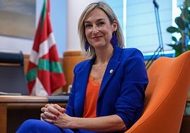 Ubarretxena posa en su despacho en la sede del Gobierno vasco en Lakua, donde tuvo lugar la entrevista el pasado viernes.