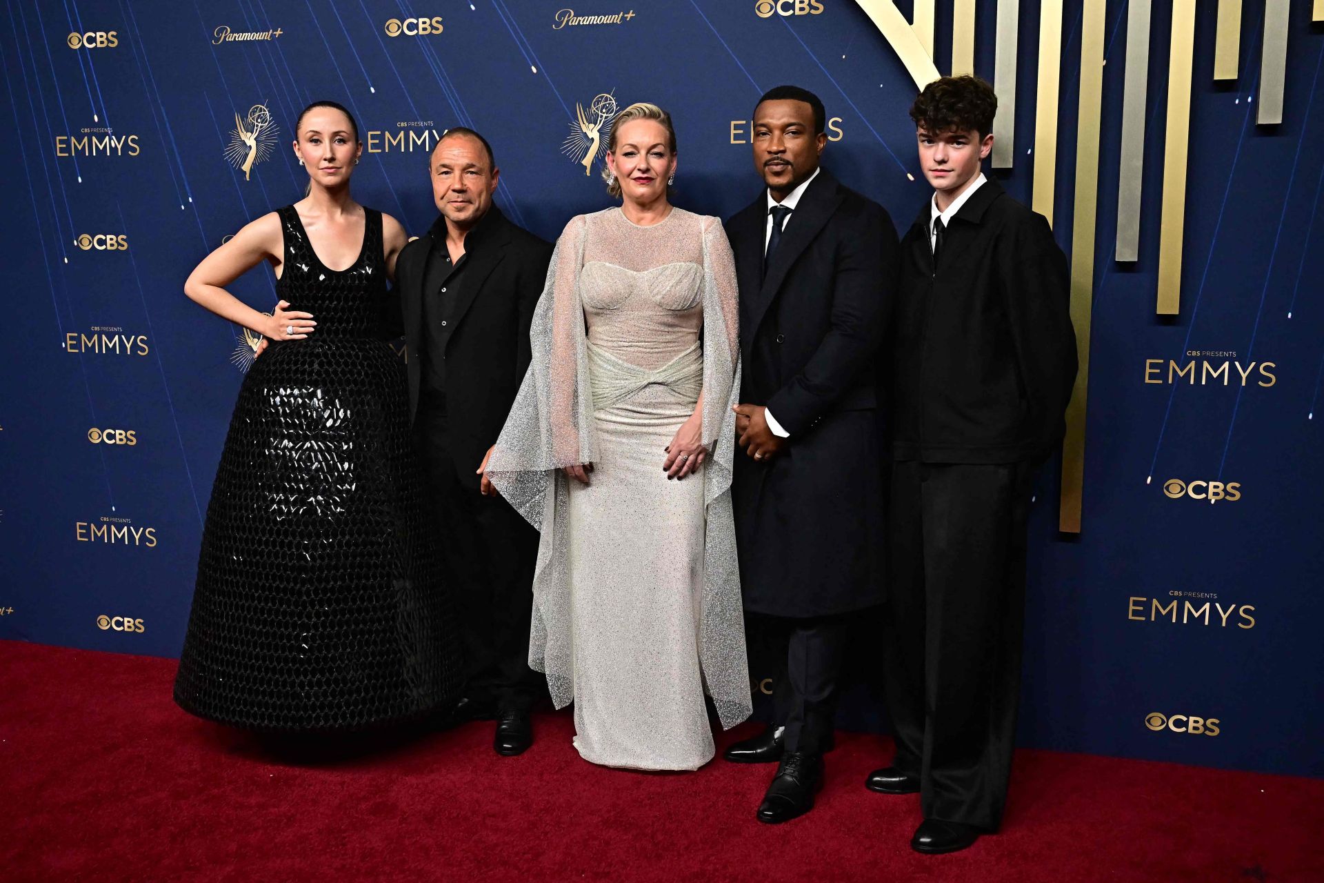 El reparto de 'Adolescencia', al completo: Erin Doherty, Stephen Graham, Ashley Walters, Christine Tremarco y Owen Cooper. 