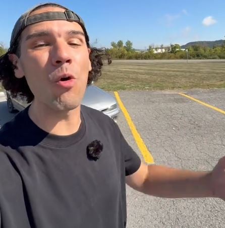 La nueva aventura en coche de Fabio Belnome, el joven que viajó de España hasta Japón con un viejo Fiat