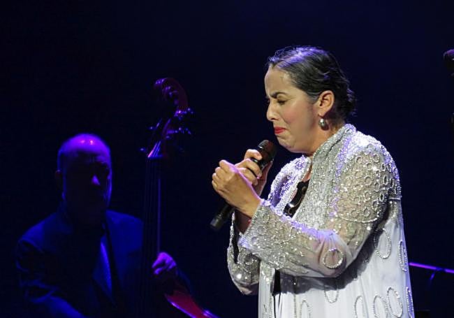 Edna Vázquez, la cantante mexicana