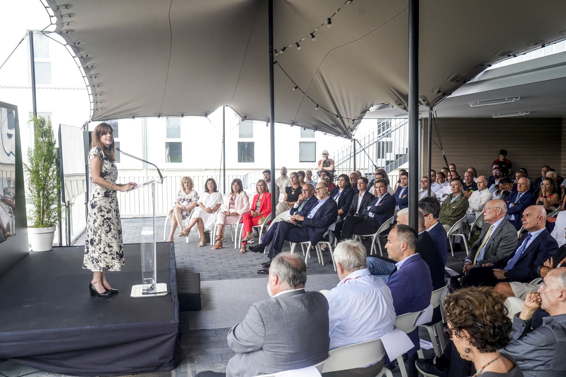 La inauguración de la residencia del Baskonia-Alavés en Salburua, en imágenes