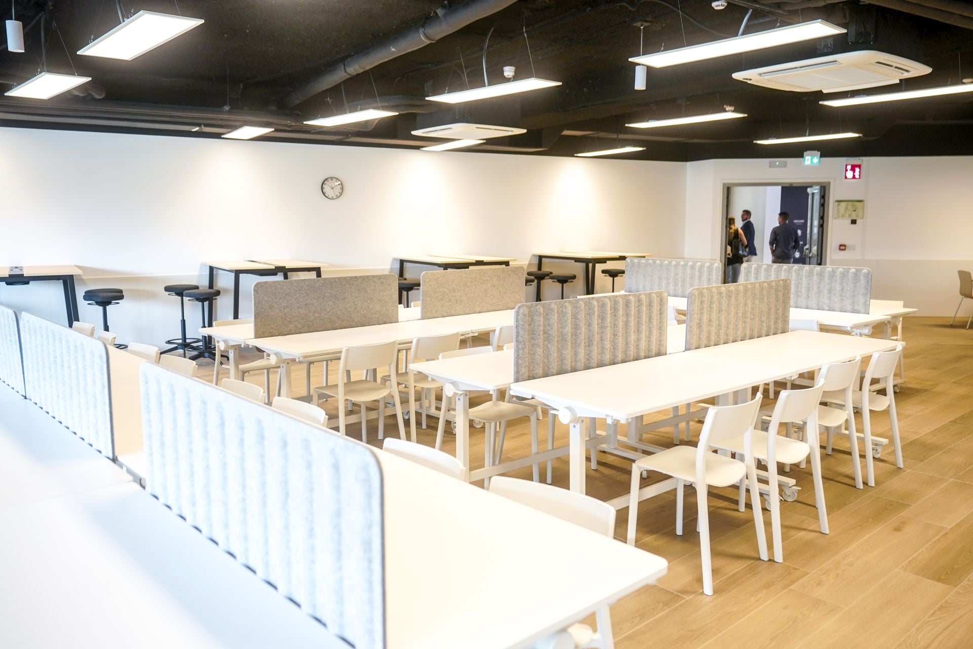 La inauguración de la residencia del Baskonia-Alavés en Salburua, en imágenes