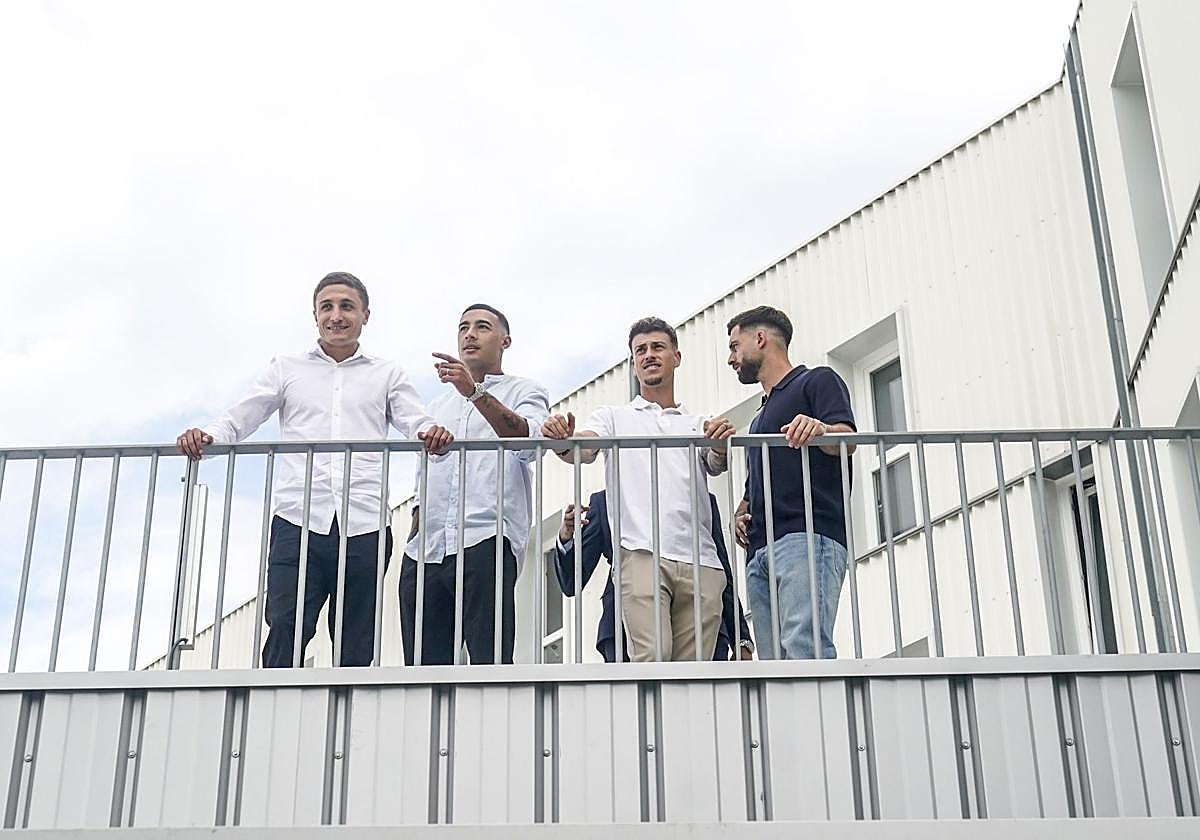 La inauguración de la residencia del Baskonia-Alavés en Salburua, en imágenes