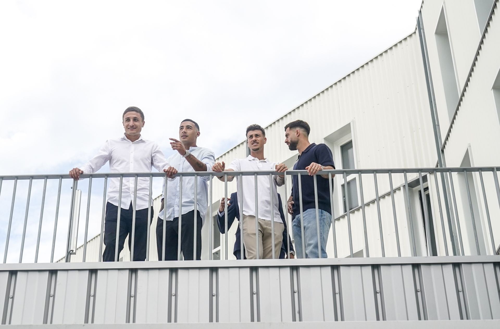 La inauguración de la residencia del Baskonia-Alavés en Salburua, en imágenes