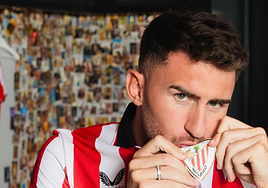 Aymeric Laporte ha sido convocado para el partido de este sábado en Mestalla.