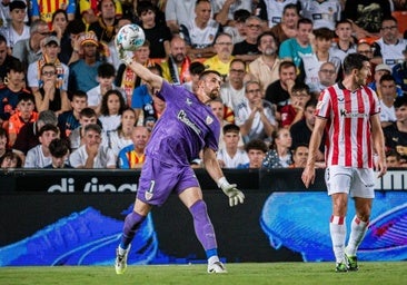 El aviso de Simón con Diakhaby por dejar la pierna