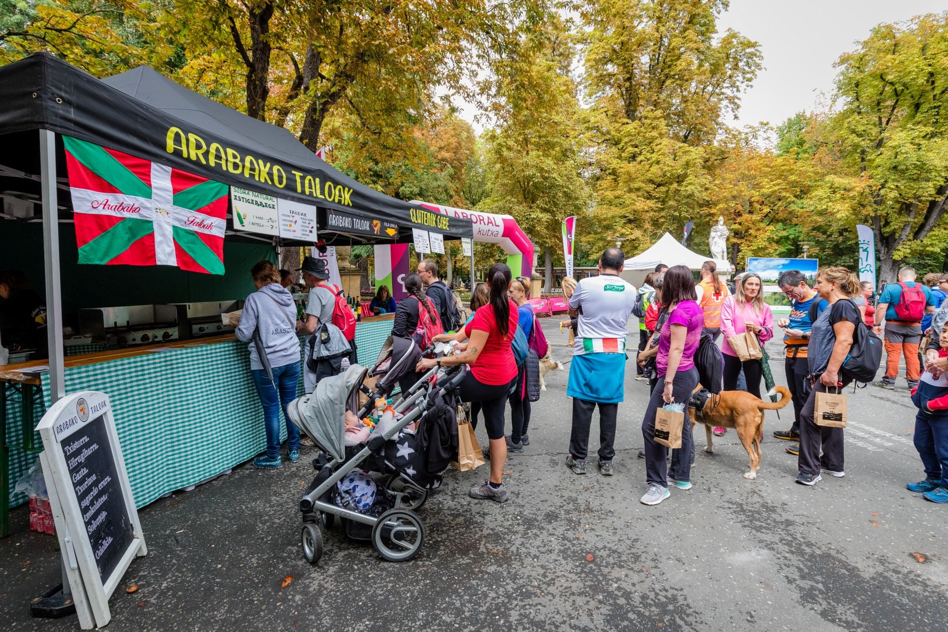 XII Marcha Solidaria Green de EL CORREO