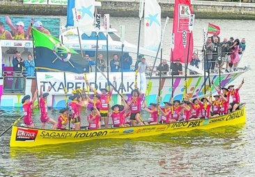 Orio culmina su obra maestra en la Bandera El Corte Inglés