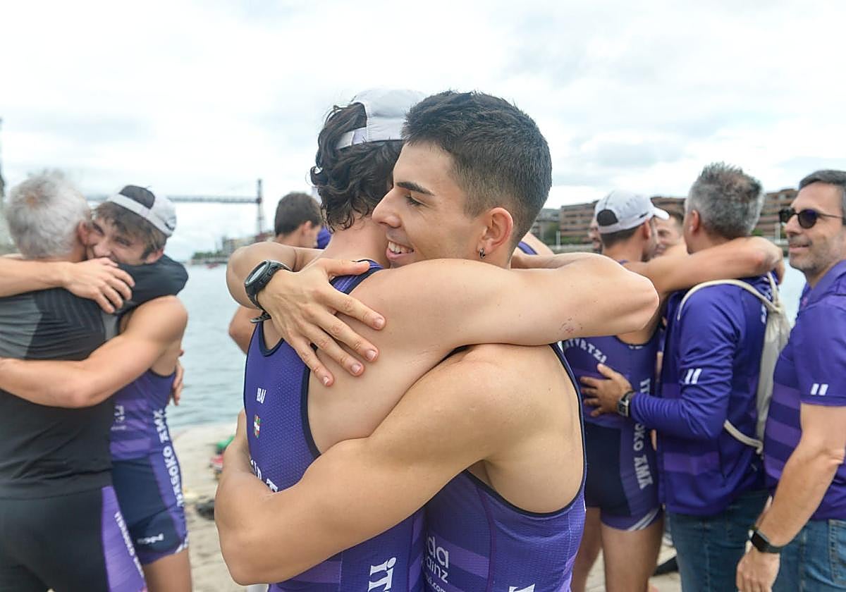 La gran fiesta de la &#039;Sotera&#039; tras conseguir el ascenso