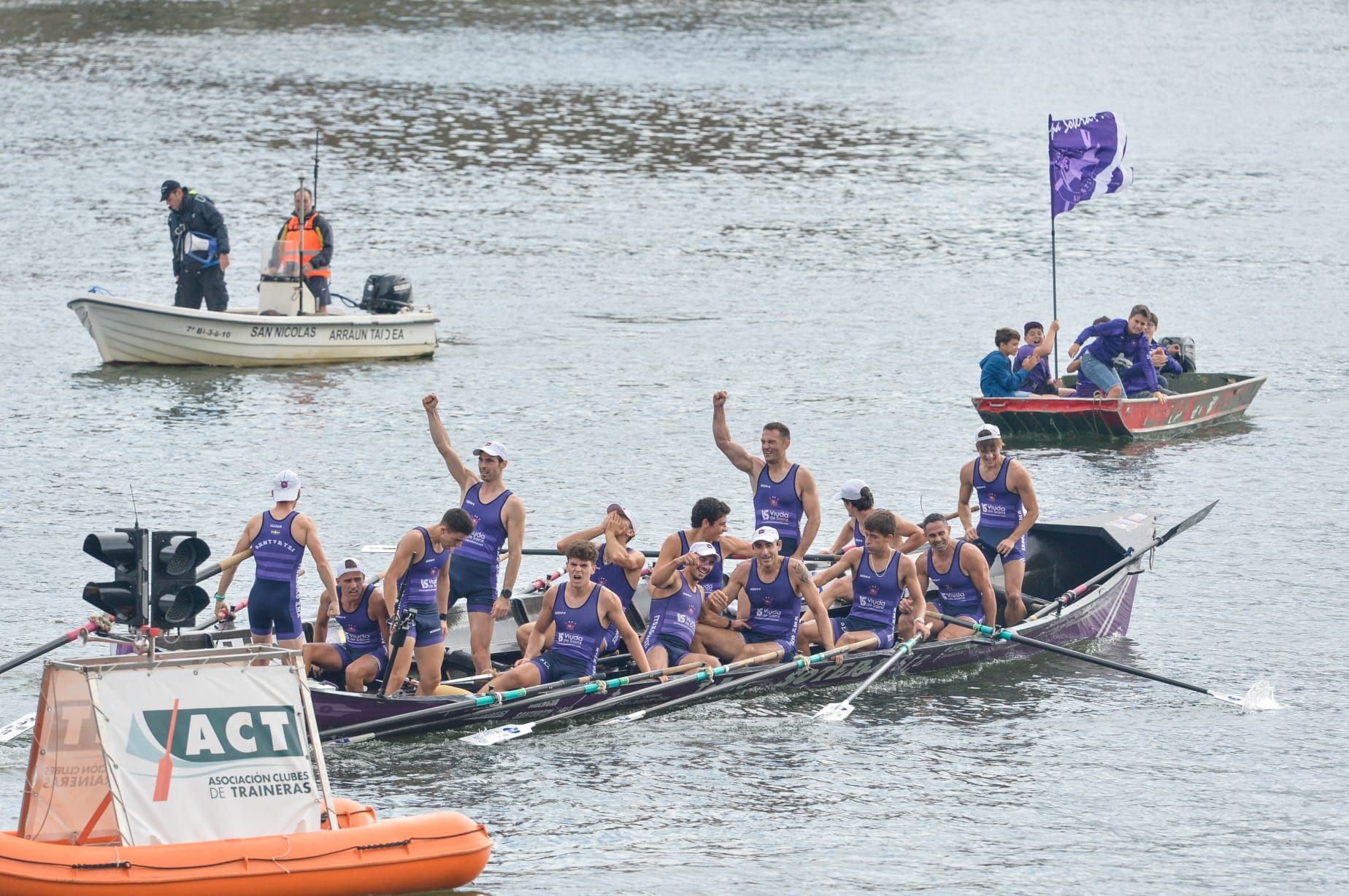 La gran fiesta de la &#039;Sotera&#039; tras conseguir el ascenso
