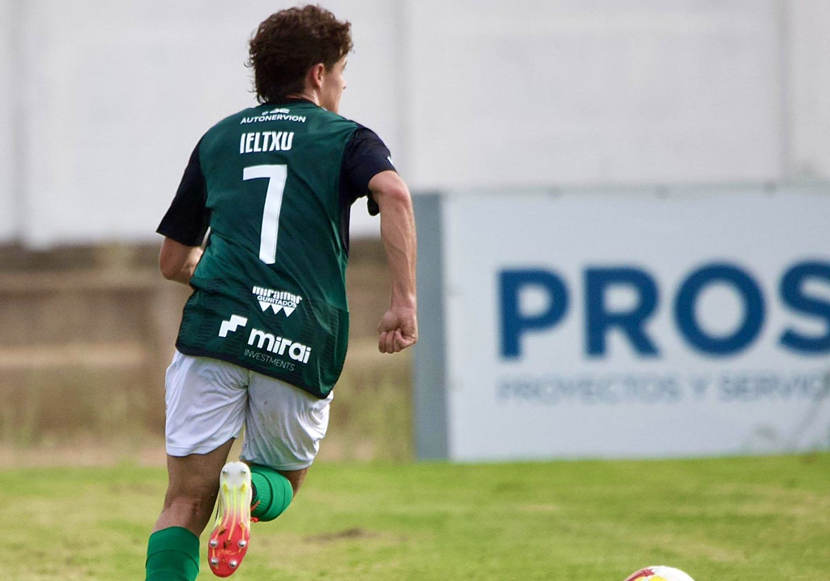 Ieltxu es actualmente el máximo goleador de toda la Segunda Federación.