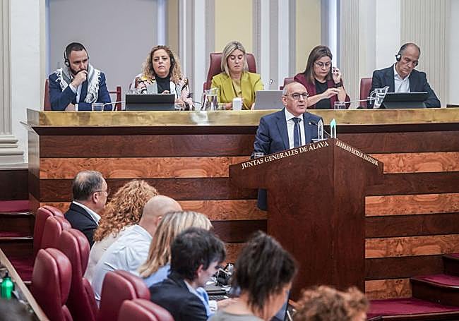 Ramiro González durante su intervención en el Pleno de Política General.