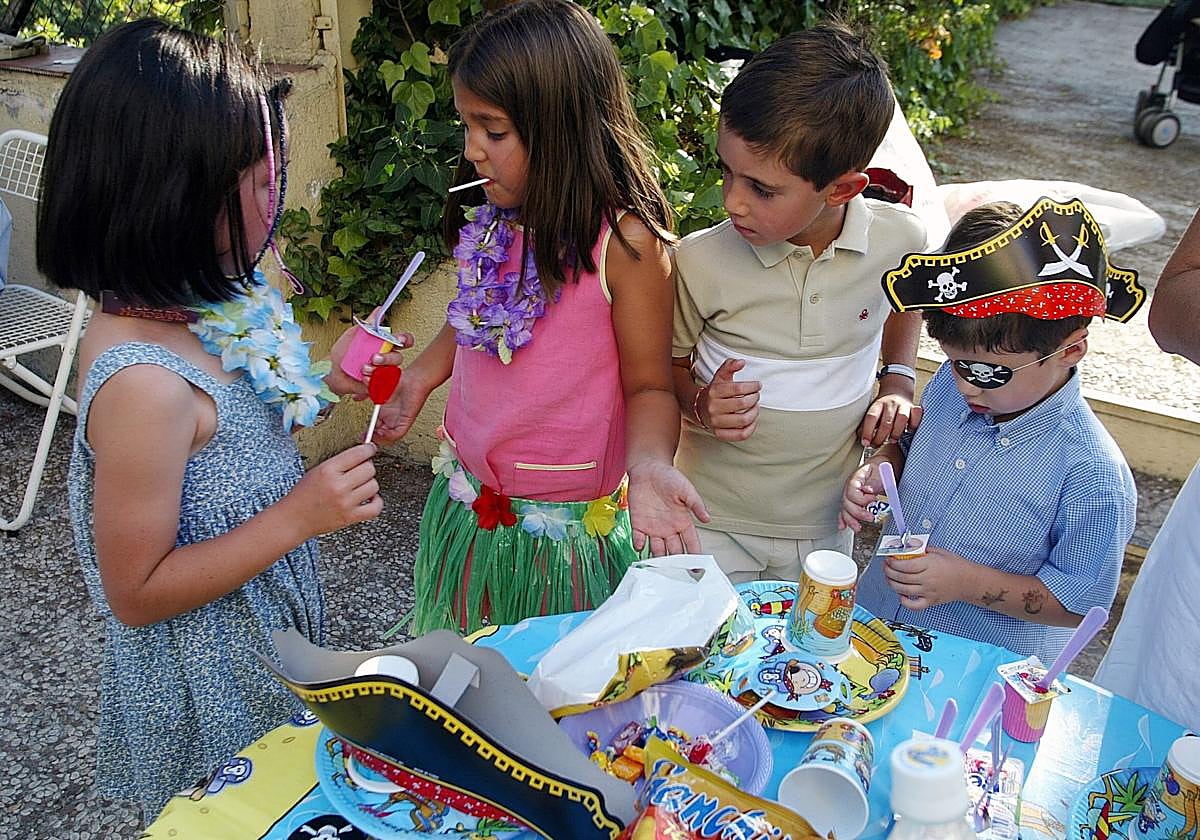 Informazioarekin zerikusirik ez duten haurrak.