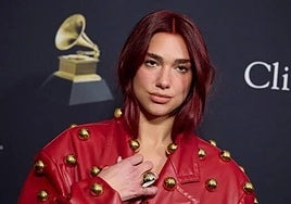 Dua Lipa despide a su representante por sumarse al boicot contra Kneecap en Glastonbury