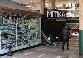 Acceso a la discoteca antiguamente llamada Mítika.