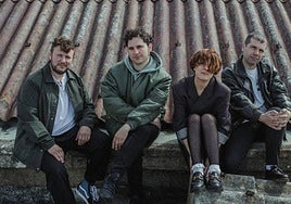 Los gallegos Triángulo de Amor Bizarro compartirán escenario con Los Punsetes