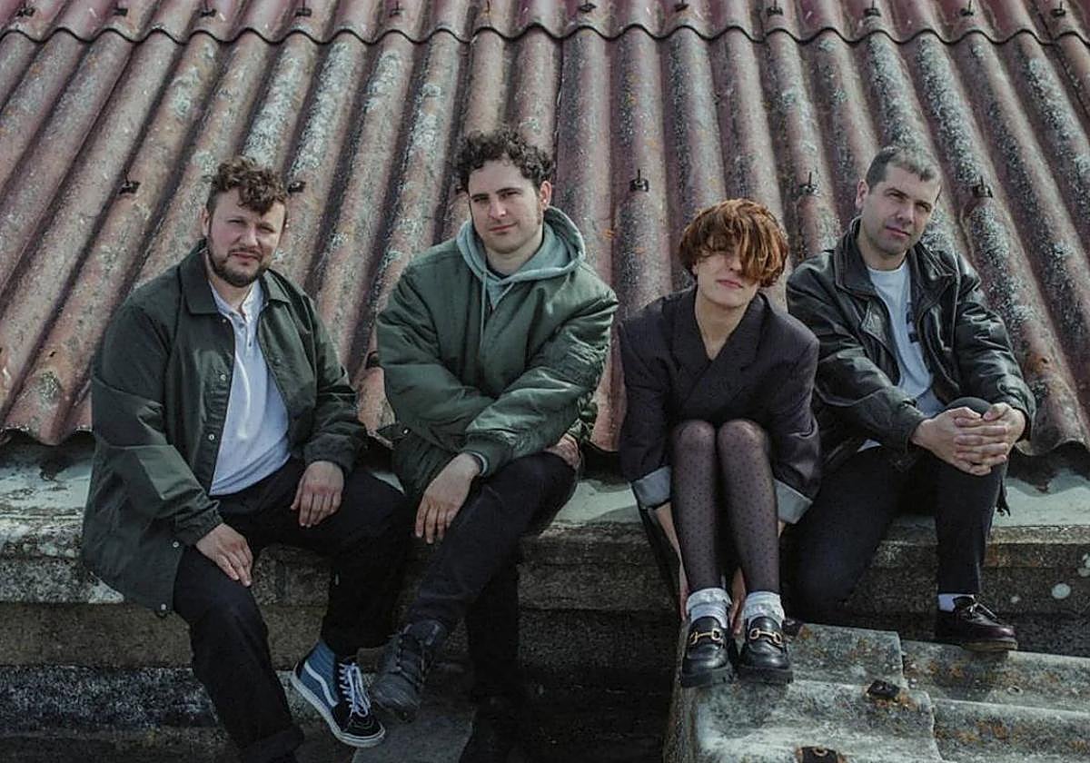 Los gallegos Triángulo de Amor Bizarro compartirán escenario con Los Punsetes