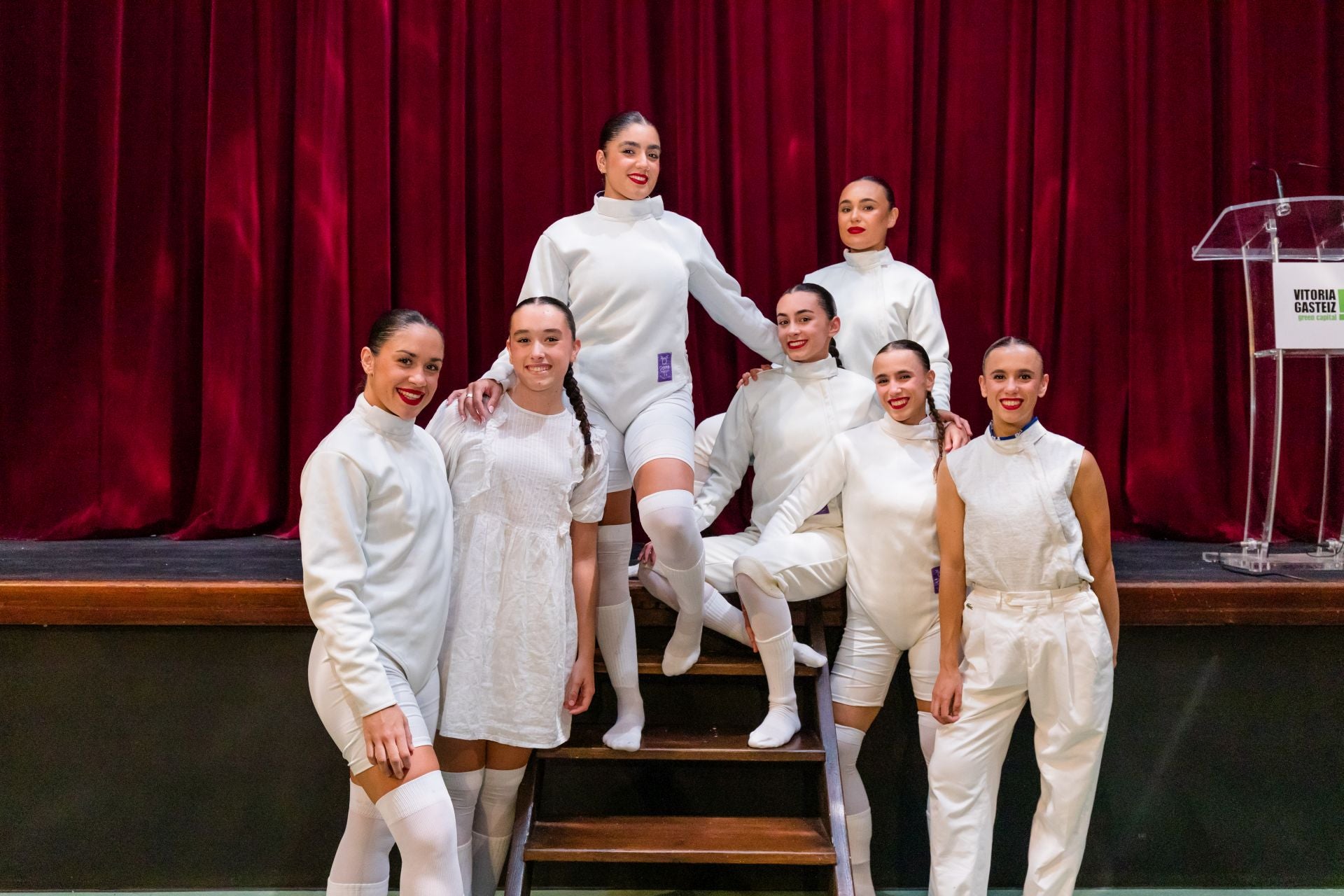 Leire Gordo, Kattalin Elezkano, Maeva Morlesin, Naroa Arandia, Naia Ordorika, Iraide Macías y Laura Macías.