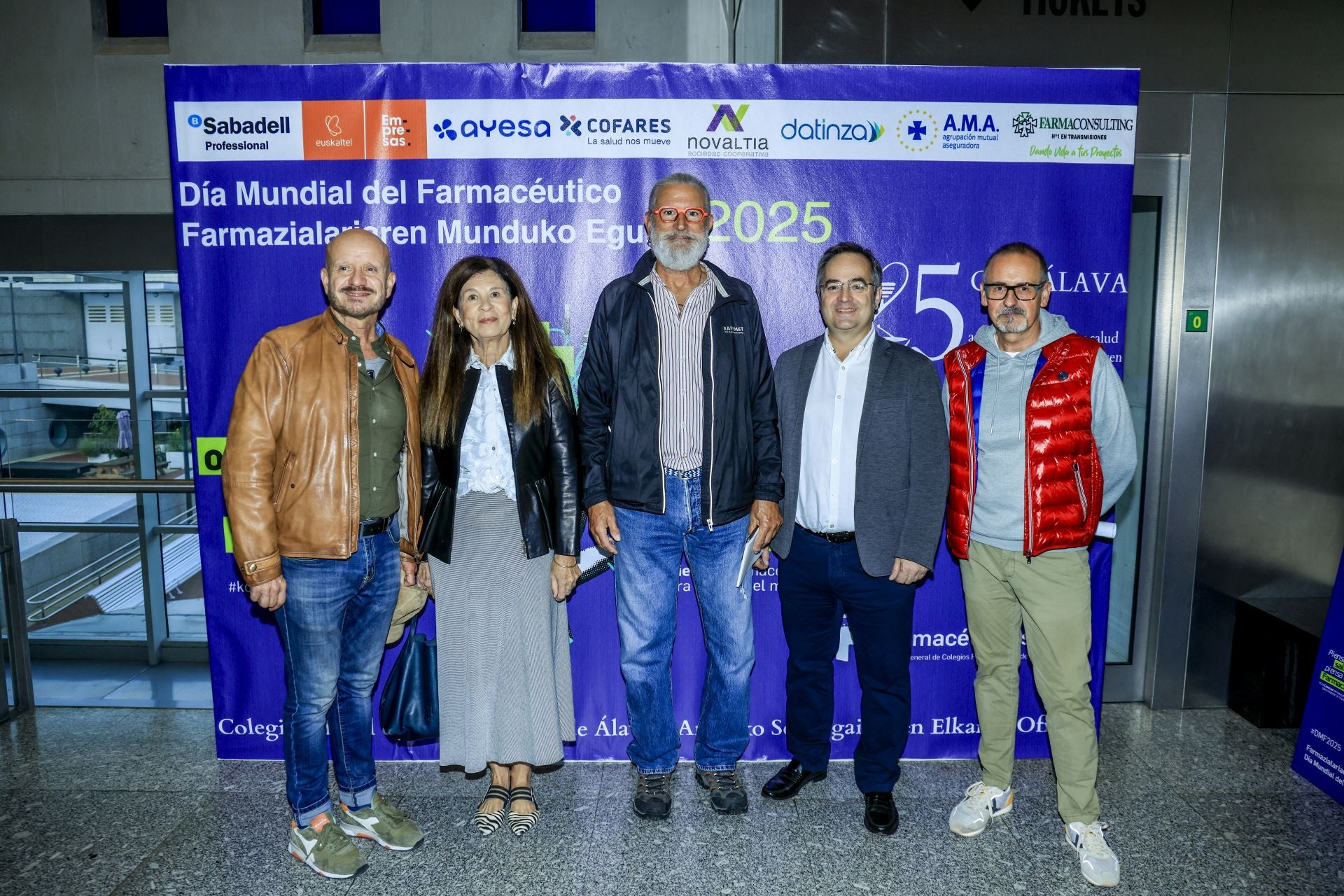 Iñaki Navarro, Marta Tenderos, Daniel Muñoz, Pedro Rivero y Ángel García.