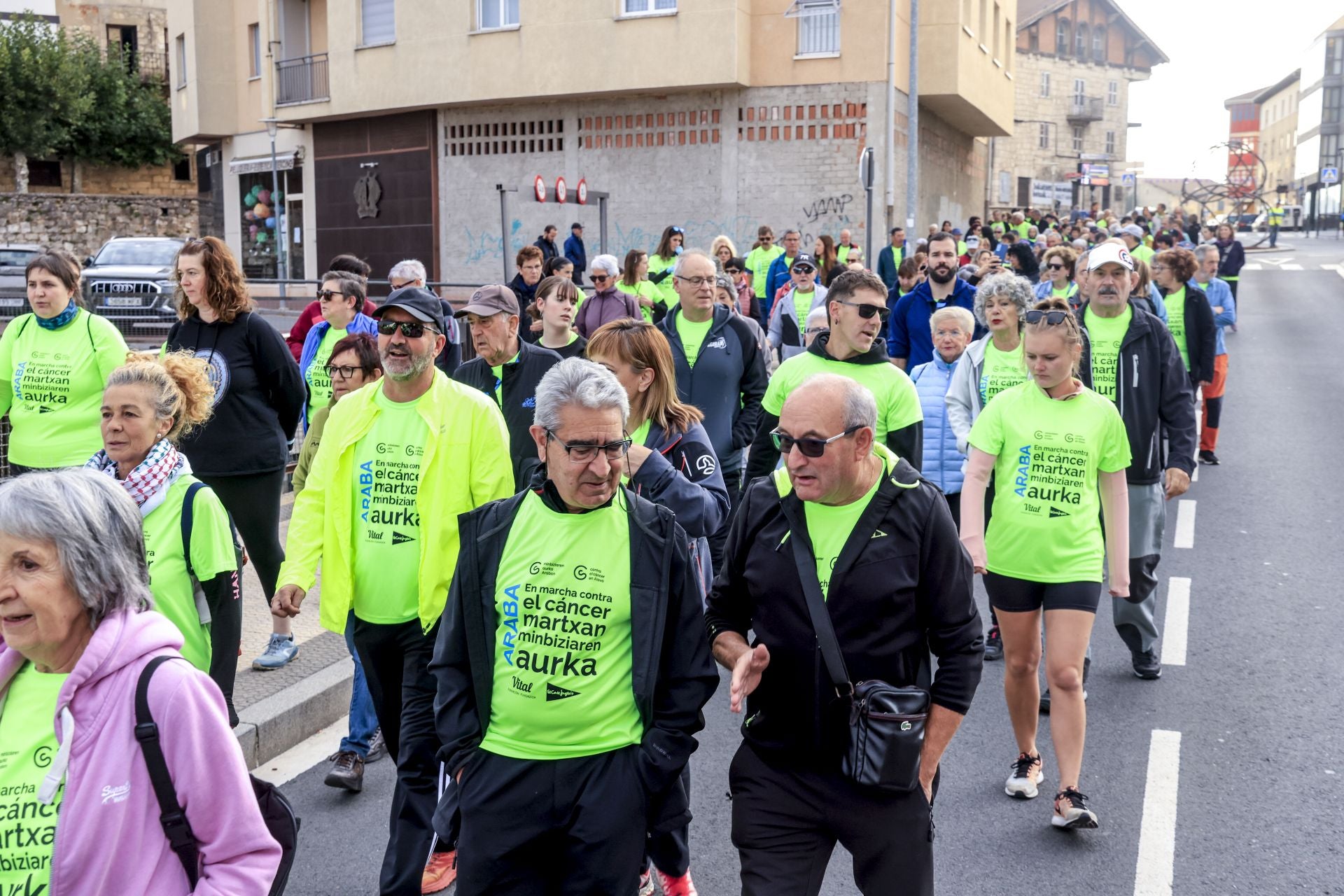 Agurain se apunta a la marea verde contra el cáncer