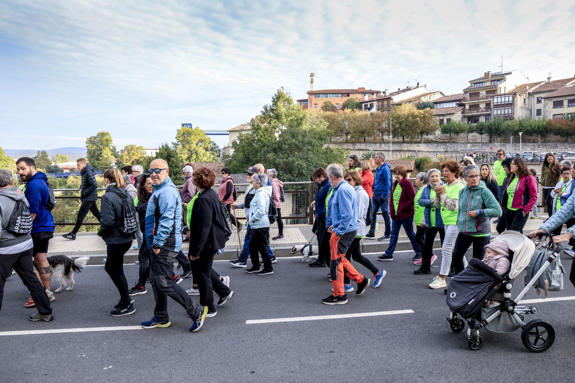 Agurain se apunta a la marea verde contra el cáncer