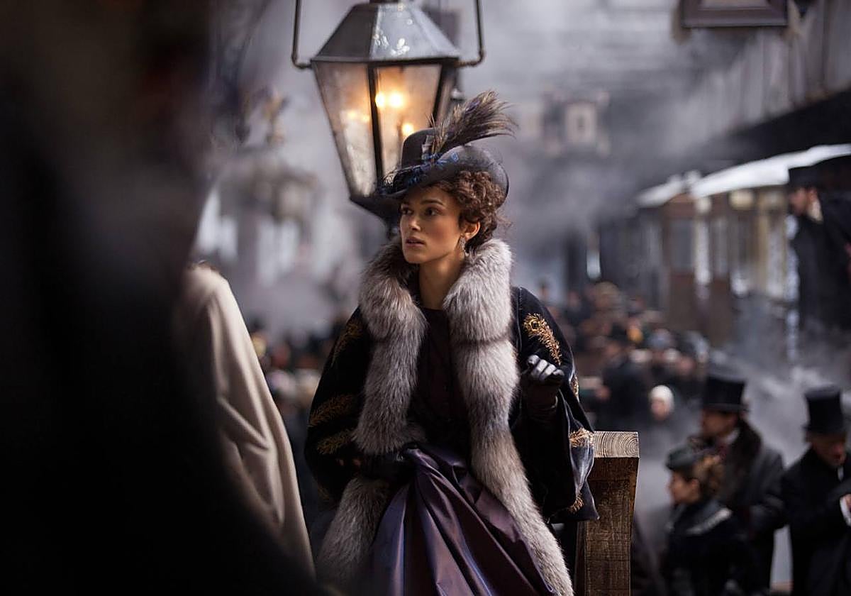 Keira Knightley en la última adaptación de 'Anna Karenina', una novela que empieza y termina con un tren.