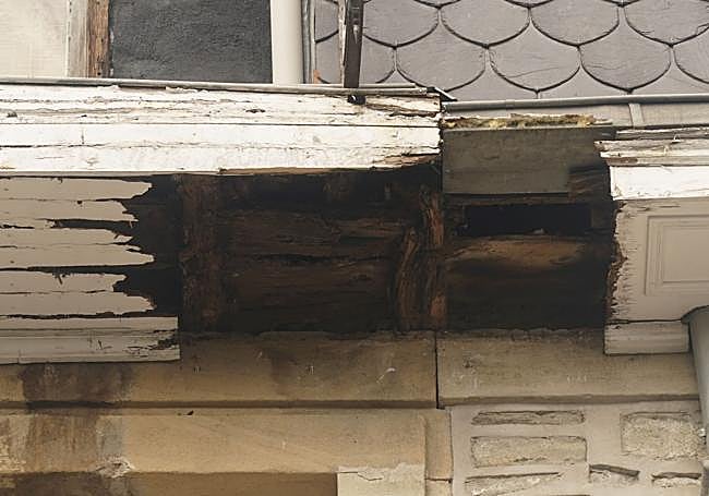 Detalle de la parte desprendida.