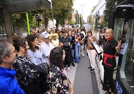'Máquina mística', la propuesta de Iara Solano, que hizo que 50 espectadores viajaran en un BEI especial.