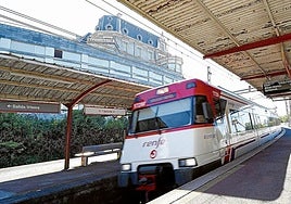 Vista de una unidad de Cercanías de la C-1.