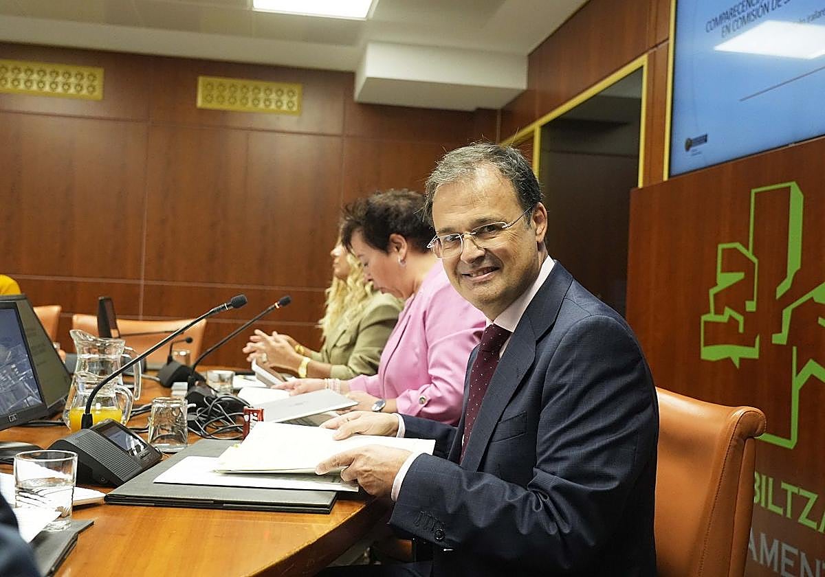 El consejero Martínez ha anunciado esta decisión este lunes en el Parlamento vasco.