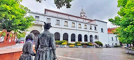 La iglesia de San Pedro Apóstol proyecta un plan global que reorganizará los locales a su disposición.