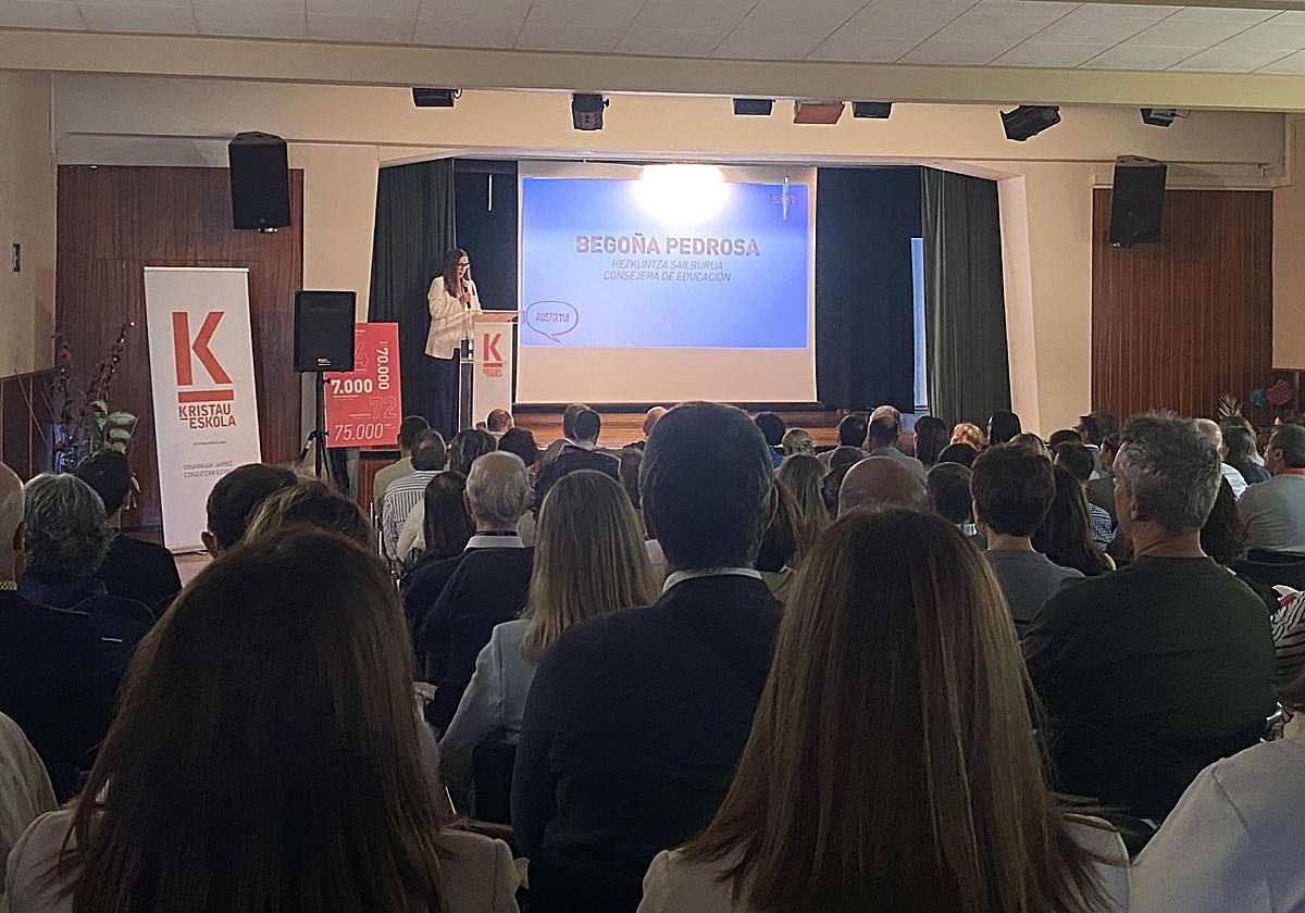 La consejera de Educación, Begoña Pedrosa durante el acto de inaguración.