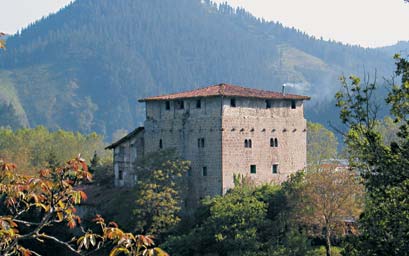 Torre de Aranzibia en Berriatua.