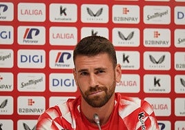 Unai Simón, durante una rueda de prensa.