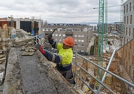Obras de nuevos pisos en Goikolarra