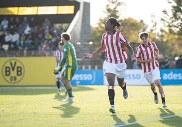 Los juveniles golean y caminan con paso firme en la Youth League